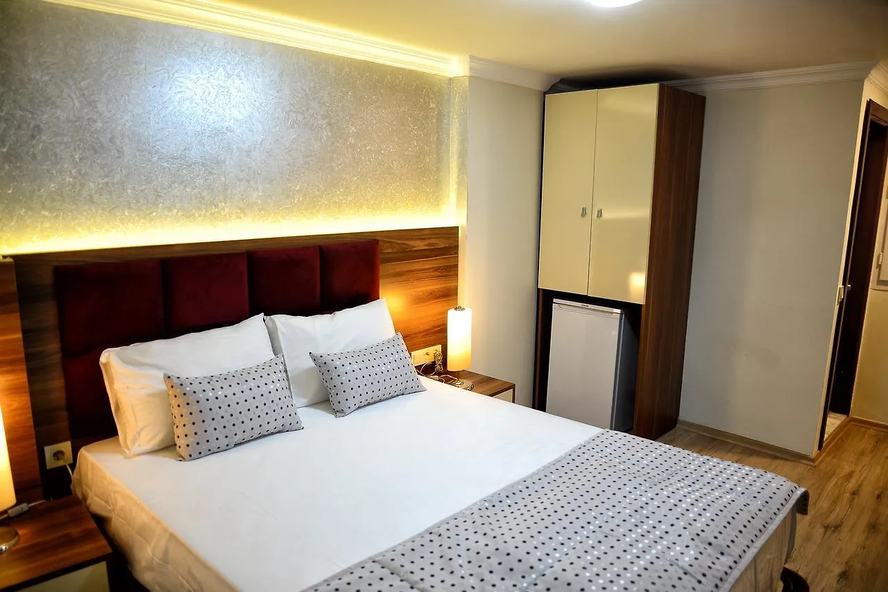 Laleli Hotel Esmirna 2*,  Turquía